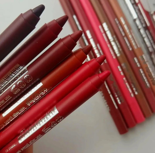 مداد لب شیگلم