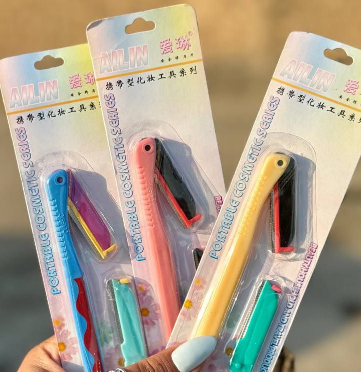 تیغ اصلاح ابرو و صورت